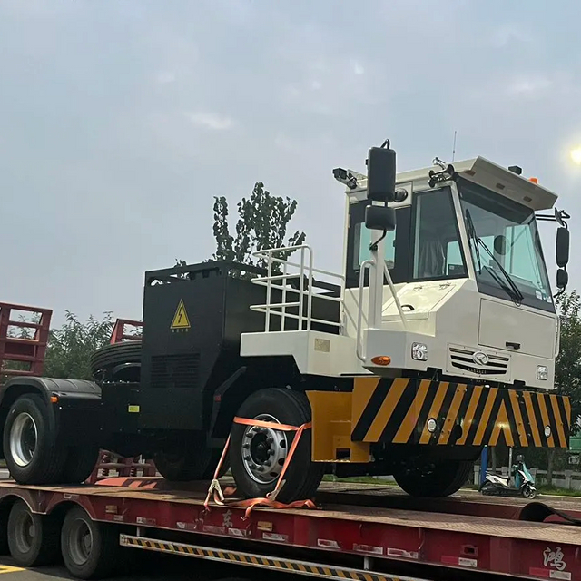 جرار CMAC EV 4 × 2 شاحنة طرفية منخفضة السرعة