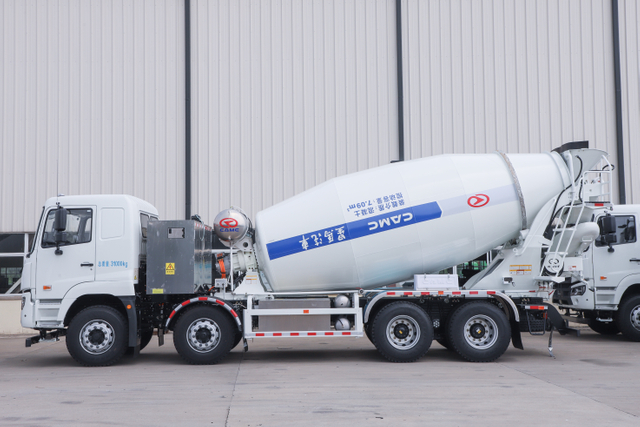 ماكينات الخلاطات CAMC بالجملة جودة جيدة وتصميم 8 × 4 بيع الشاحنة الكهربائية من أعلى