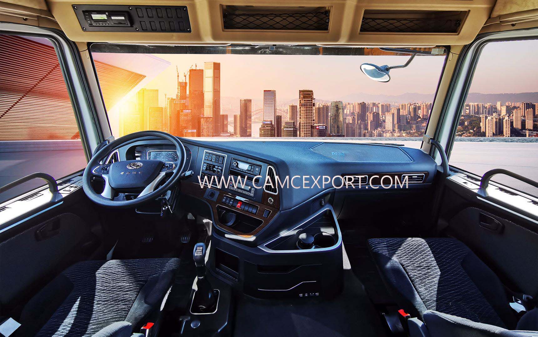 الجزء الداخلي لجرار الديزل الثقيل CAMC H9