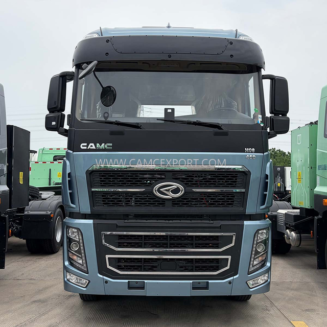 CAMC Gray H9 6 × 4 جرار ديزل، جرار ذو سقف مرتفع بمحرك يسار