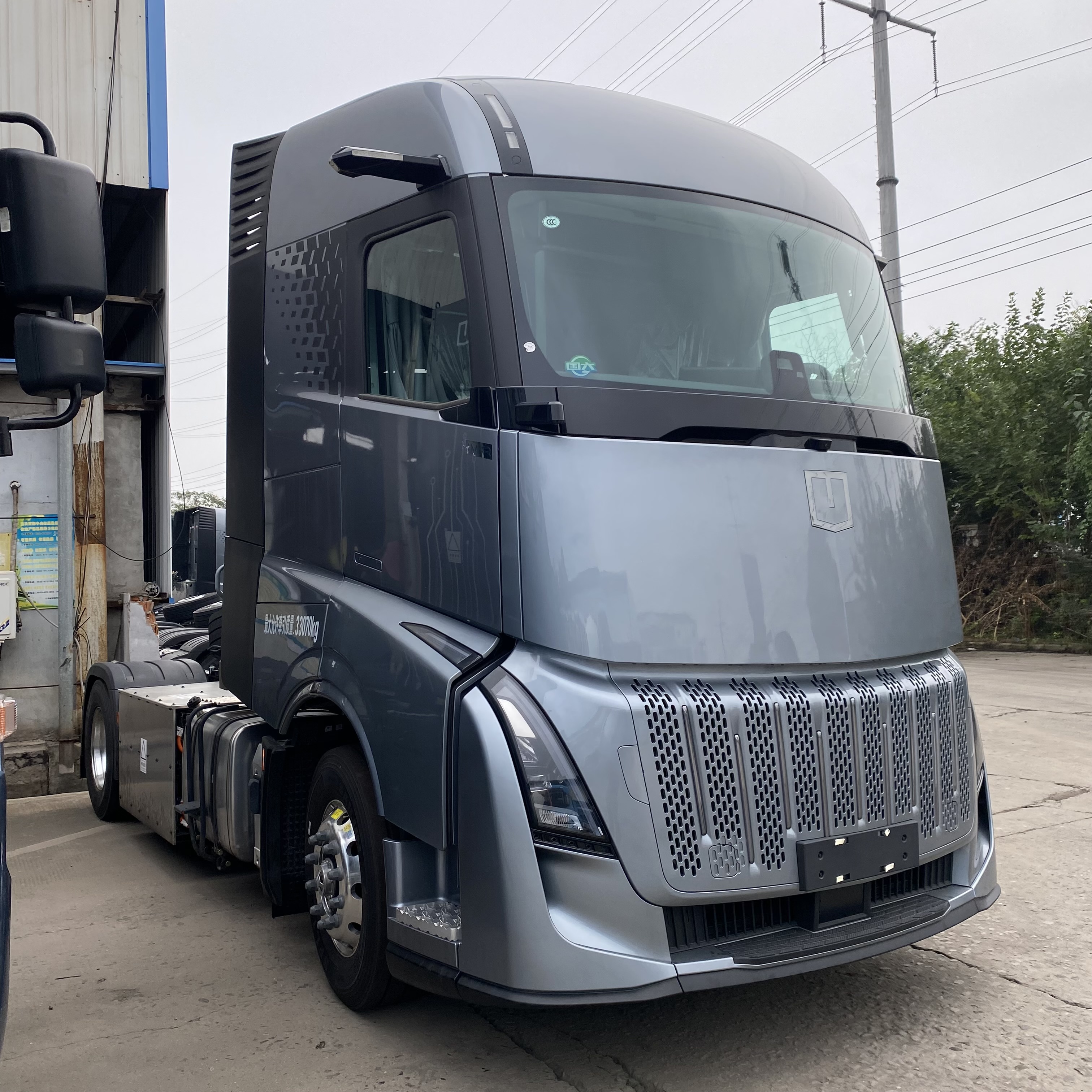 اللوجستيات الذكية: كيف يقوم إنترنت الأشياء والذكاء الاصطناعي بتحويل إدارة الأسطول